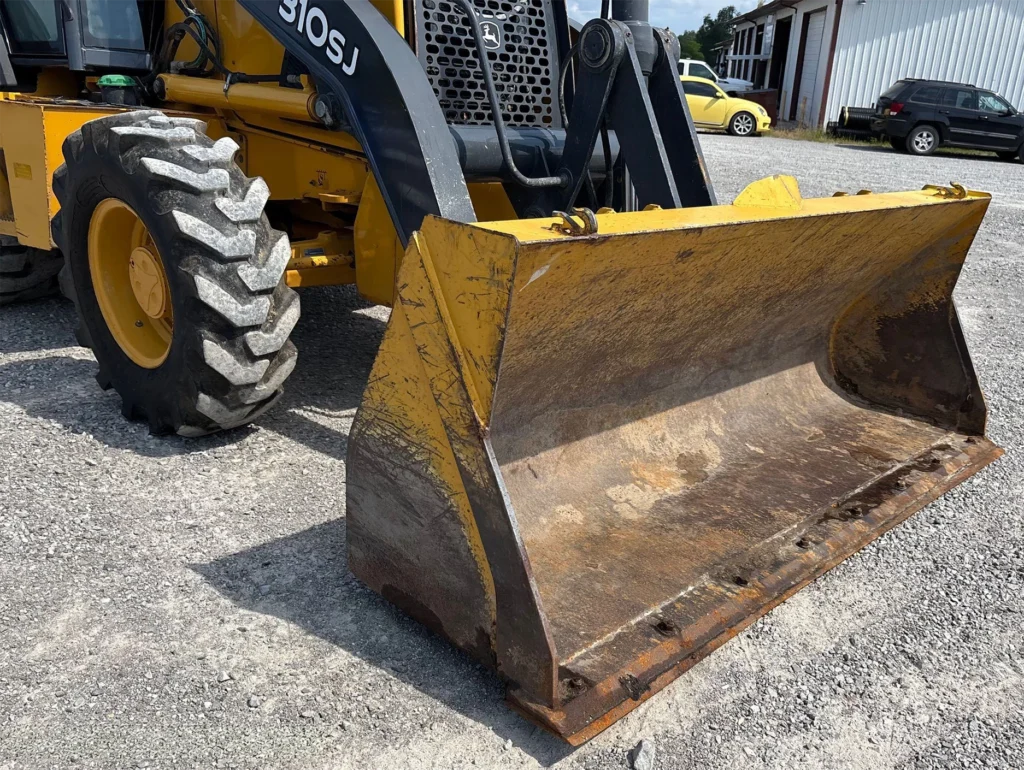2011	John Deere	310SJ
