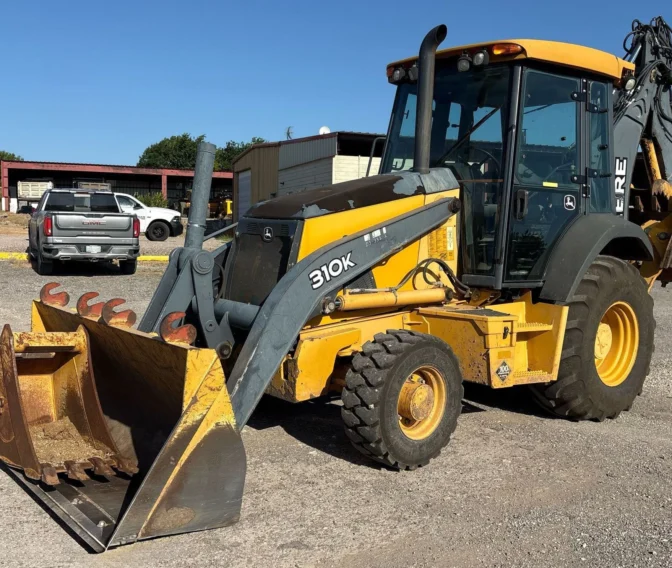 Backhoe70